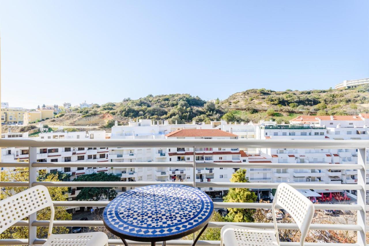 Amazing Apartment In Albufeira Luaran gambar