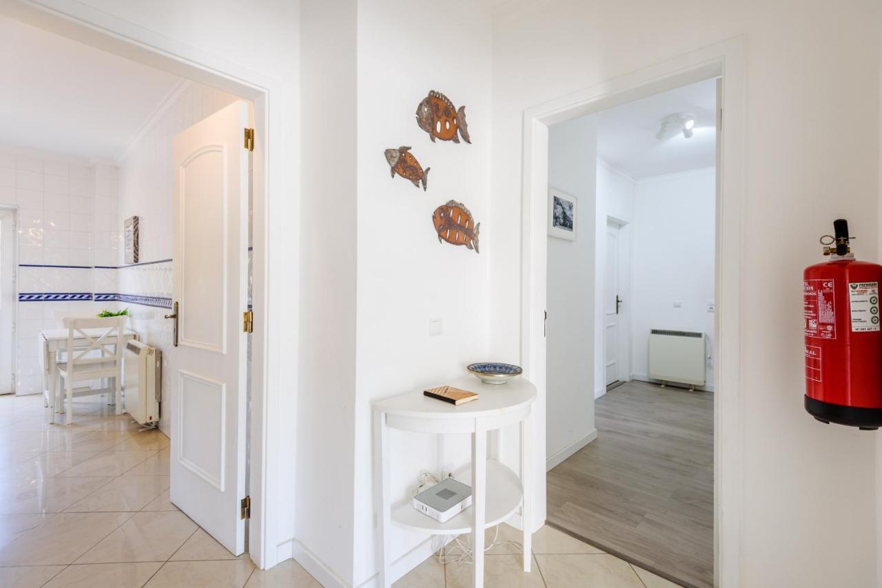 Amazing Apartment In Albufeira Luaran gambar